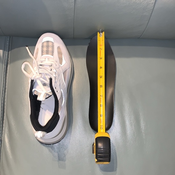 Burberry NWT authentic Sean Sneaker (Women) - Picture 8 of 10